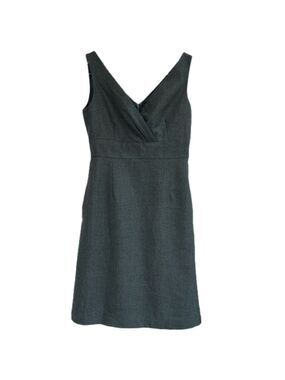 Banana Republic: Gray, Sweetheart Type Neckline: Size 2